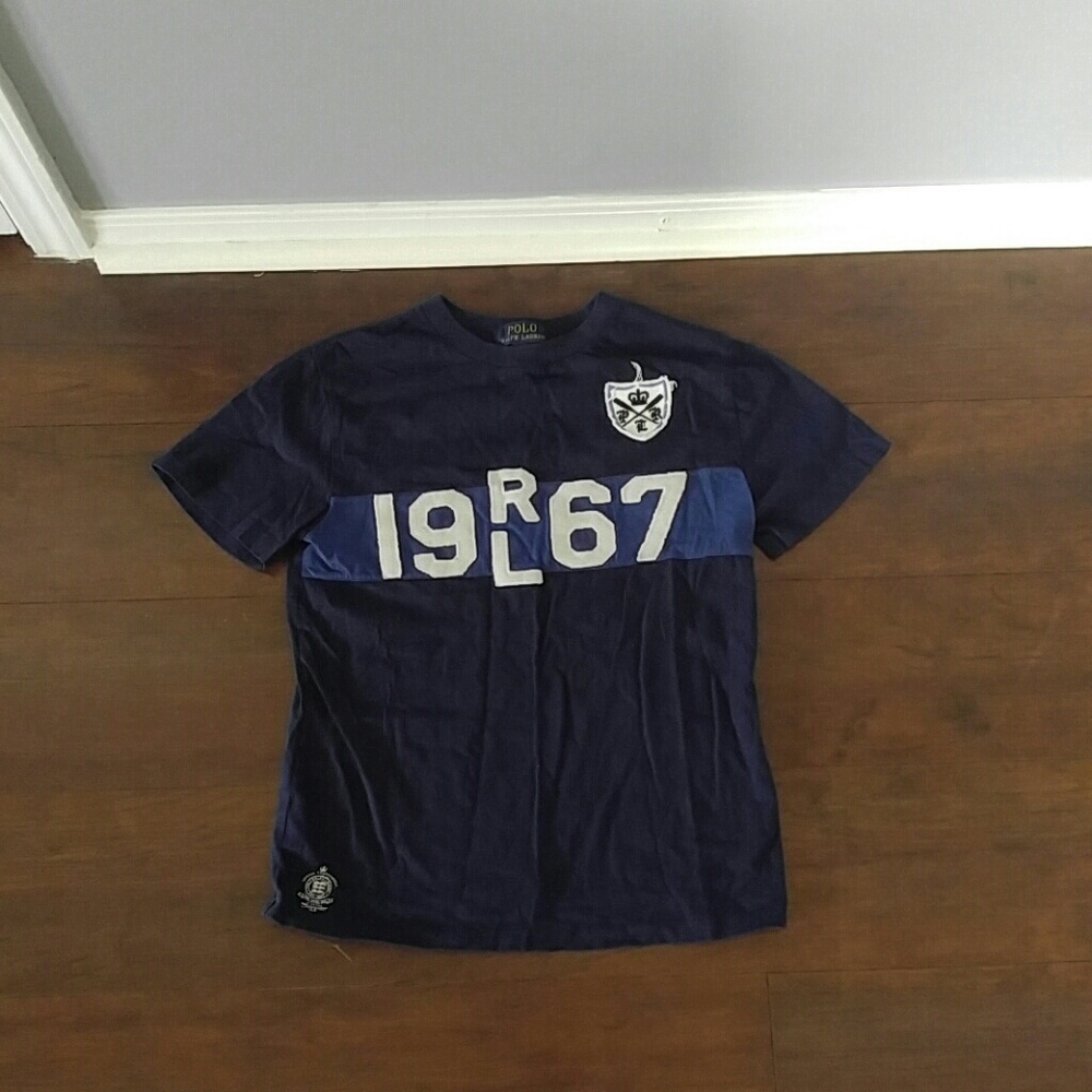 T - SHIRT